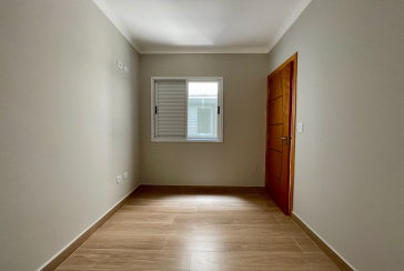  Sobrado novo à venda no Bairro do Parque São Domingos na Rua Amílcar Barbuy 82,