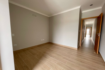  Sobrado novo à venda no Bairro do Parque São Domingos na Rua Amílcar Barbuy 82,