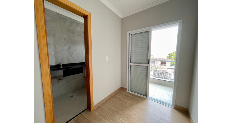  Sobrado novo à venda no Bairro do Parque São Domingos na Rua Amílcar Barbuy 82,