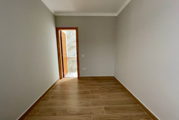 Sobrado novo à venda no Bairro do Parque São Domingos na Rua Amílcar Barbuy 81, 