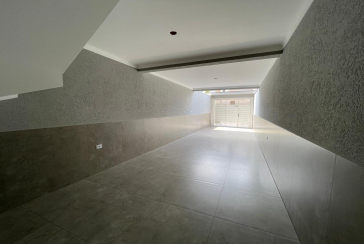 Sobrado novo à venda no Bairro do Parque São Domingos na Rua Amílcar Barbuy 81, 