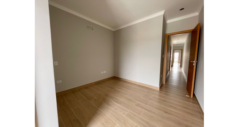 Sobrado novo à venda no Bairro do Parque São Domingos na Rua Amílcar Barbuy 81, 