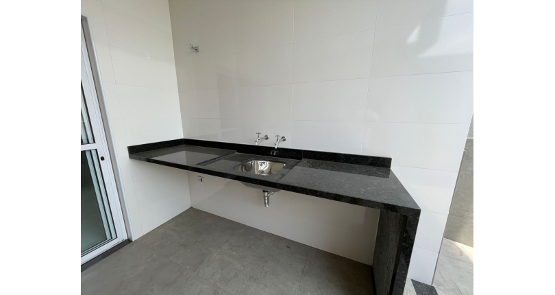 Sobrado novo à venda no Bairro do Parque São Domingos na Rua Amílcar Barbuy 81, 