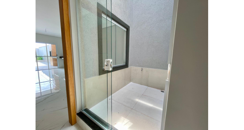 Sobrado novo à venda no Bairro do Parque São Domingos na Rua Amílcar Barbuy 81, 