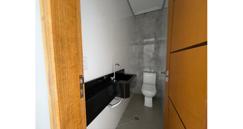 Sobrado novo à venda no Bairro do Parque São Domingos na Rua Amílcar Barbuy 81, 