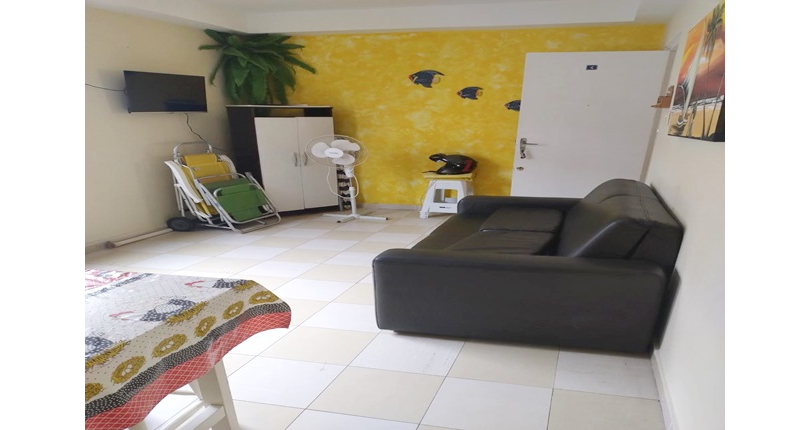 Apartamento à venda em Mongaguá no Centro na Avenida Campos Salles 226