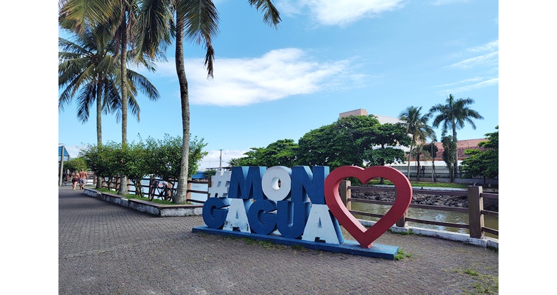 Apartamento à venda em Mongaguá no Centro na Avenida Campos Salles 226