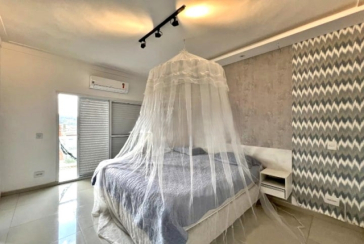 Belo Sobrado à venda em Cajamar no Bairro do Portais (Polvilho) na Rua das Zineas,