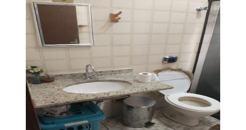 Casa à venda na Praia Grande no Bairro do Solemar na Rua Casimiro de Abreu,