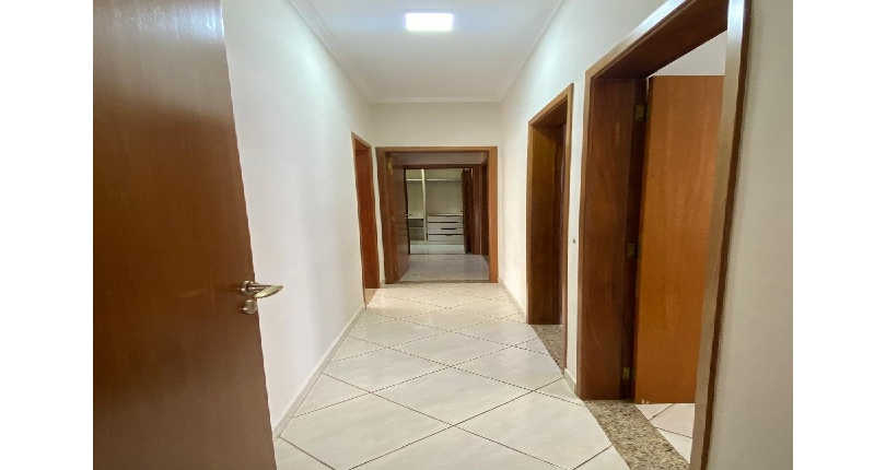 Casa à venda em Itatiba no Bairro do Residencial Fazenda Serrinha na Rua Antenor Ubinha,