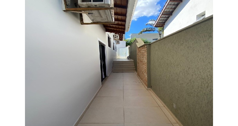 Casa à venda em Itatiba no Bairro do Residencial Fazenda Serrinha na Rua Antenor Ubinha,