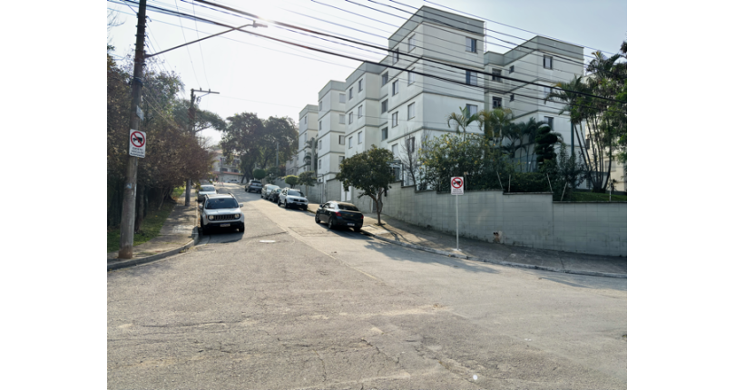 Apartamento à venda Rua Eugênio Daneri, 50, Jardim Pinheiros - Imóveis à Venda