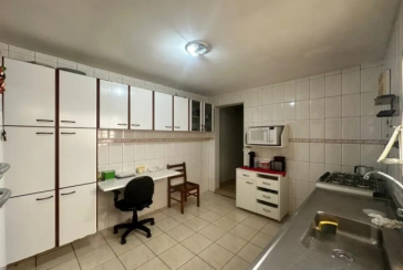 Casa Térrea à venda no Bairro do Jardim Mangalot na Rua Padre Aníbal Difrância,