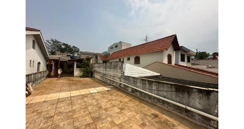 Casa Térrea à venda no Bairro do Jardim Mangalot na Rua Padre Aníbal Difrância,