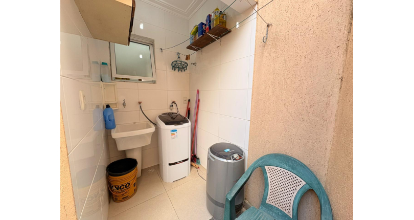 Sobrado à venda Rua José Albino, Parque São Domingos - Imóveis à Venda