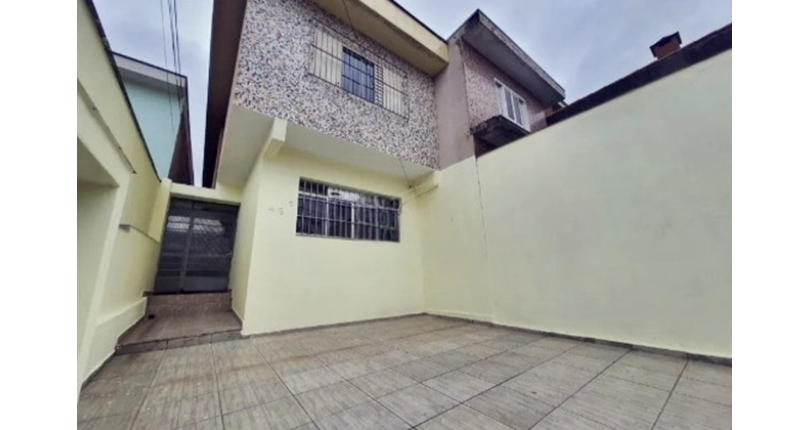 Sobrado à venda no Bairro do Parque São Domingos na Rua José Candido Freire,