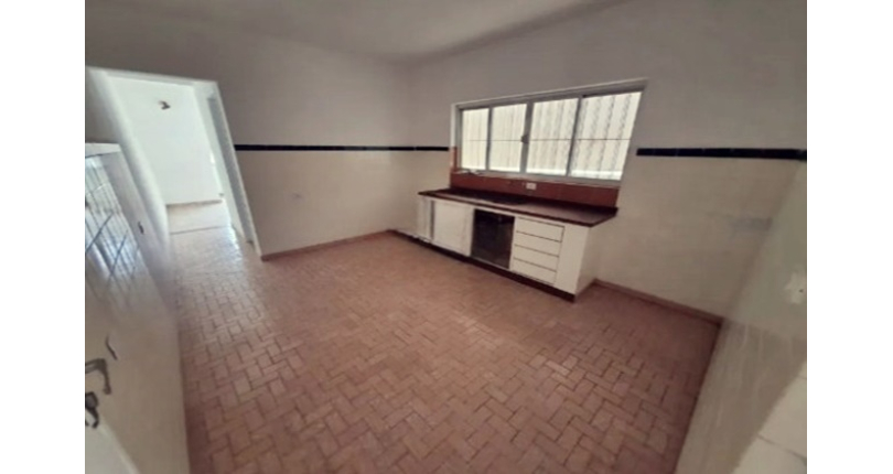 Sobrado à venda no Bairro do Parque São Domingos na Rua José Candido Freire,