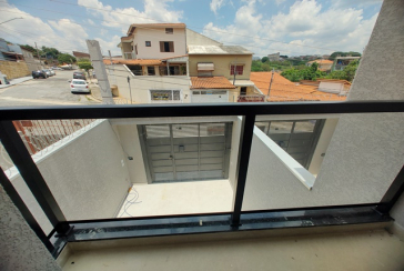 Belo Sobrado novo à Venda no Bairro do Parque Maria Domitila na Rua Antônio Félix Pacheco 316,