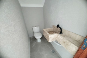 Belo Sobrado novo à Venda no Bairro do Parque Maria Domitila na Rua Antônio Félix Pacheco 316,