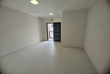 Belo Sobrado novo à Venda no Bairro do Parque Maria Domitila na Rua Antônio Félix Pacheco 316,