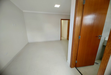 Belo Sobrado novo à Venda no Bairro do Parque Maria Domitila na Rua Antônio Félix Pacheco 316,