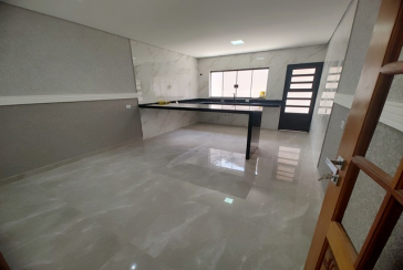 Belo Sobrado novo à Venda no Bairro do Parque Maria Domitila na Rua Antônio Félix Pacheco 316