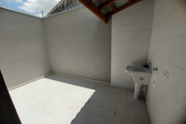 Belo Sobrado novo à Venda no Bairro do Parque Maria Domitila na Rua Antônio Félix Pacheco 316