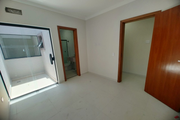 Belo Sobrado novo à Venda no Bairro do Parque Maria Domitila na Rua Antônio Félix Pacheco 316