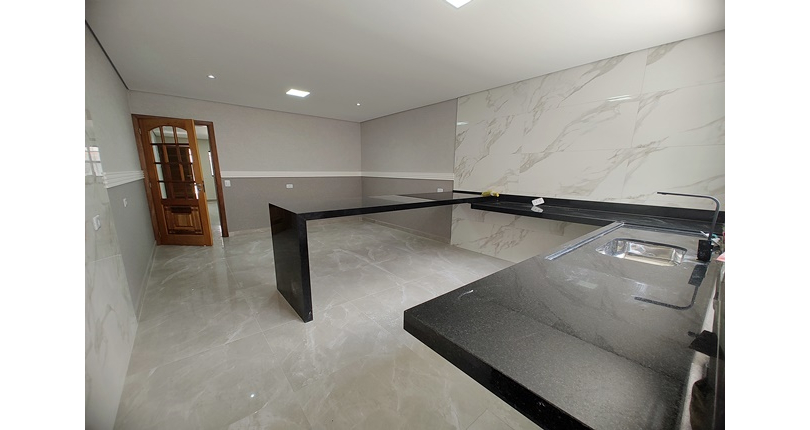 Belo Sobrado novo à Venda no Bairro do Parque Maria Domitila na Rua Antônio Félix Pacheco 316