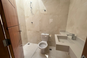 Lindo Sobrado Novo à venda Bairro do Parque São Domingos na Avenida General Charles de Gaulle 194,