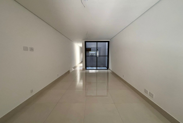 Lindo Sobrado Novo à venda Bairro do Parque São Domingos na Avenida General Charles de Gaulle 195,