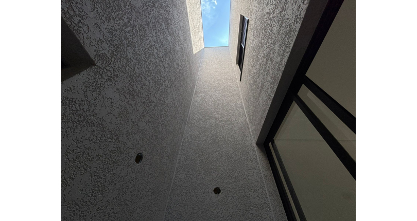 Lindo Sobrado Novo à venda Bairro do Parque São Domingos na Avenida General Charles de Gaulle 195,