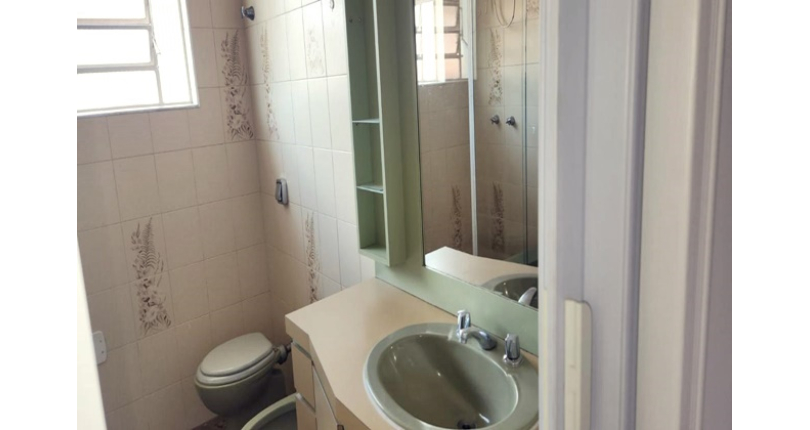 Sobrado à venda no Bairro da Chácara Inglesa na Rua Doutor João Batista Bernardes de Lima