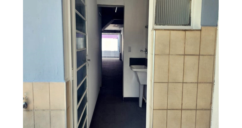 Sobrado à venda no Bairro da Chácara Inglesa na Rua Doutor João Batista Bernardes de Lima