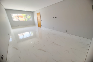 Lindo Sobrado Novo à Venda no Bairro do Parque São Domingos na Rua Martins Teotônio 64