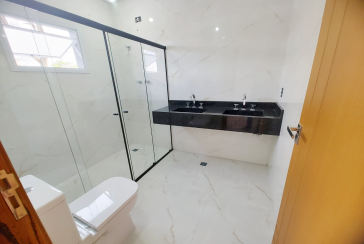 Lindo Sobrado Novo à Venda no Bairro do Parque São Domingos na Rua Martins Teotônio 64