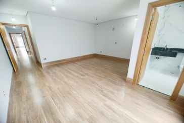 Lindo Sobrado Novo à Venda no Bairro do Parque São Domingos na Rua Martins Teotônio 64