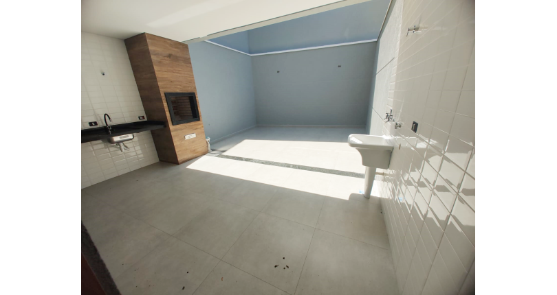 Lindo Sobrado Novo à Venda no Bairro do Parque São Domingos na Rua Martins Teotônio 64