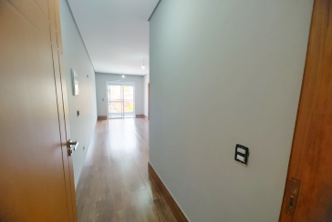 Lindo Sobrado Novo à Venda no Bairro do Parque São Domingos na Rua Martins Teotônio 82