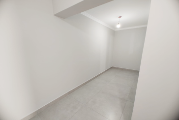 Lindo Sobrado Novo à Venda no Bairro do Parque São Domingos na Rua Martins Teotônio 82