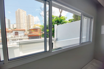 Lindo Sobrado Novo à Venda no Bairro do Parque São Domingos na Rua Martins Teotônio 82