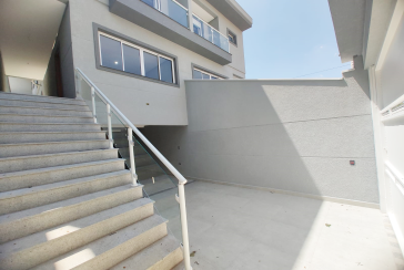 Lindo Sobrado Novo à Venda no Bairro do Parque São Domingos na Rua Martins Teotônio 82