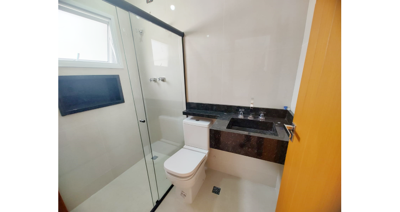 Lindo Sobrado Novo à Venda no Bairro do Parque São Domingos na Rua Martins Teotônio 82