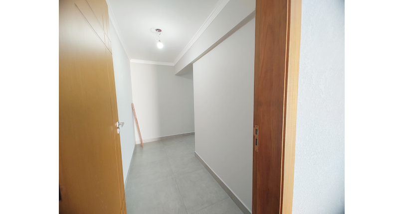 Lindo Sobrado Novo à Venda no Bairro do Parque São Domingos na Rua Martins Teotônio 82