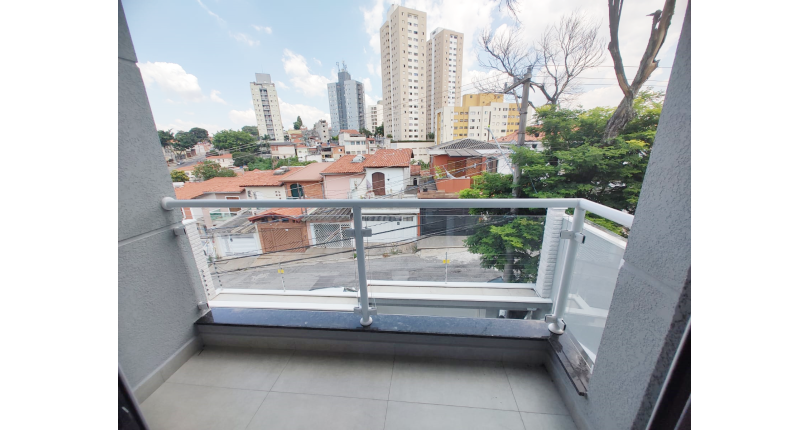 Lindo Sobrado Novo à Venda no Bairro do Parque São Domingos na Rua Martins Teotônio 82