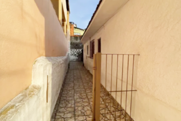 Casa à venda no Bairro do Moinho Velho na Rua Ângelo Oriente,