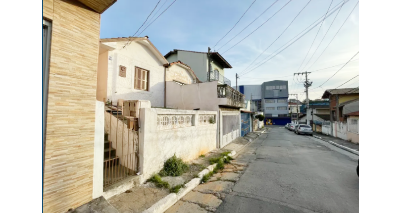 Casa à venda no Bairro do Moinho Velho na Rua Ângelo Oriente,