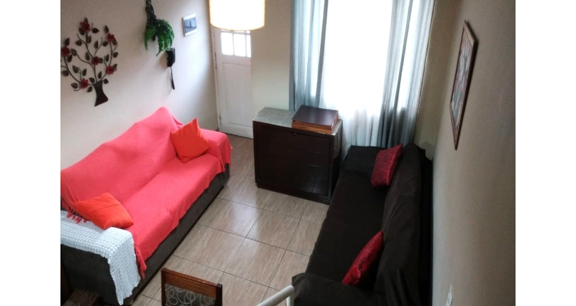 Lindo Sobrado à venda no Bairro do Jardim Jaraguá na Rua Francisco Bellazzi 120,