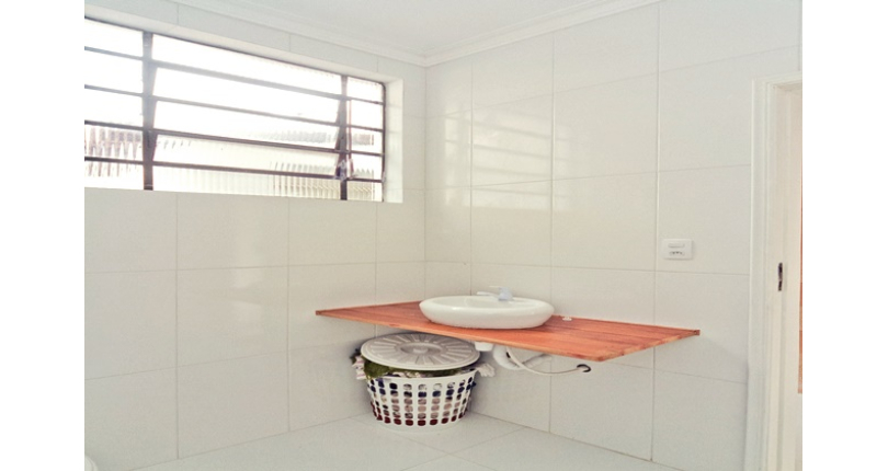 Sobrado à venda no Bairro do Parque São Domingos na Rua Dona Herminda Borba Attuy