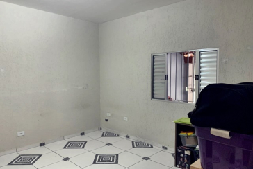 Casa à venda no Bairro do Jardim Mutinga na Rua Gustavo de Lacerda